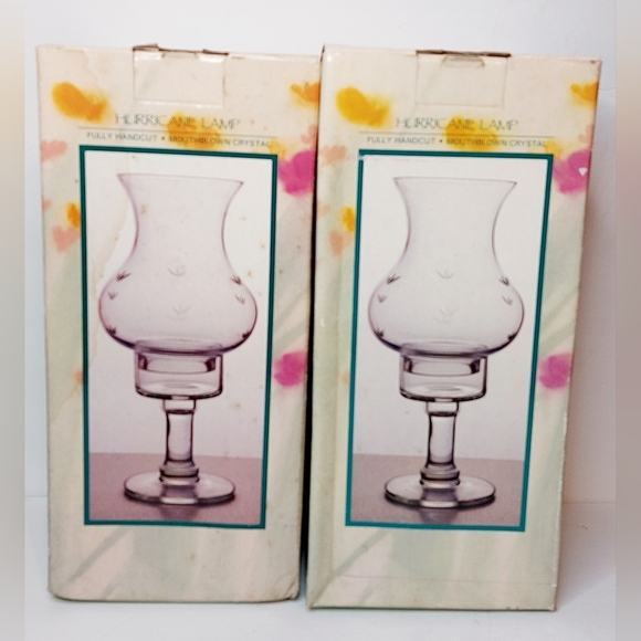Set of 2 Etched Vintage‎ Hurricane Lamps with boxes and certificate - Picture 3 of 10